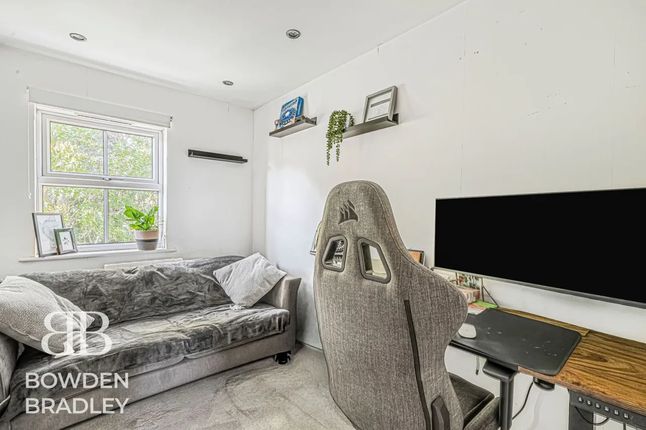 Ravenoak Way, Chigwell, IG7, photo 25