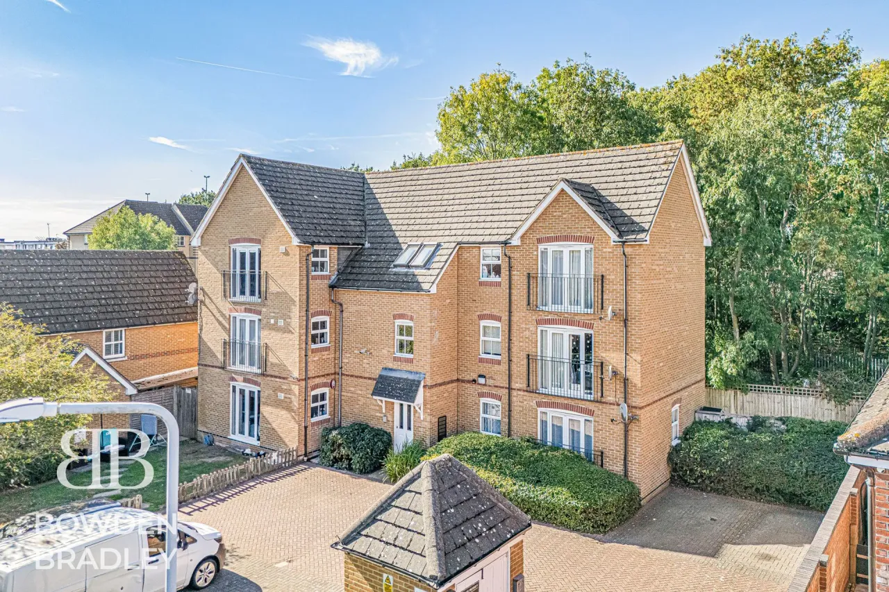 Ravenoak Way, Chigwell, IG7, photo 27