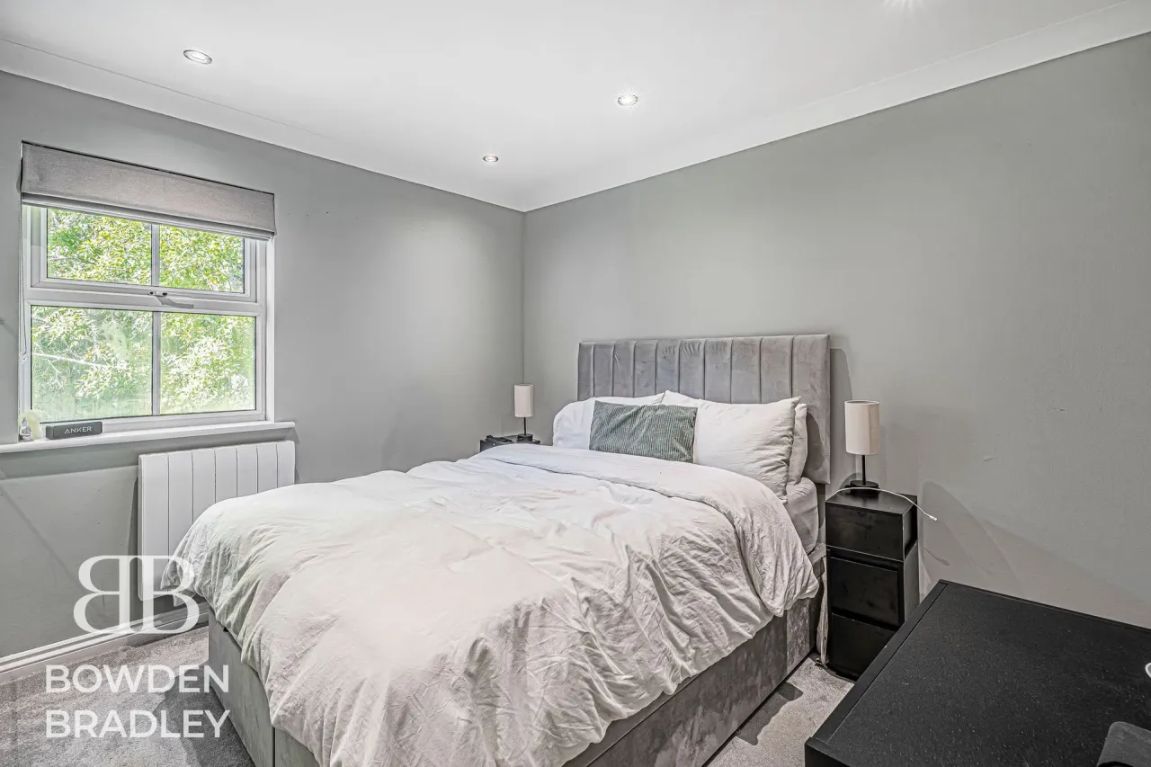 Ravenoak Way, Chigwell, IG7, photo 22