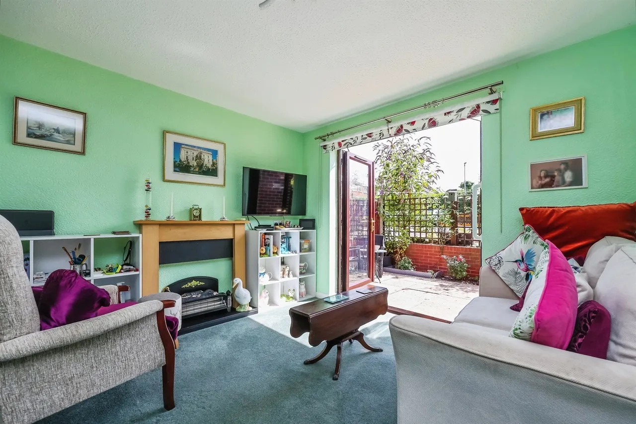 Cedar Park, Ilkeston, DE7, photo 4