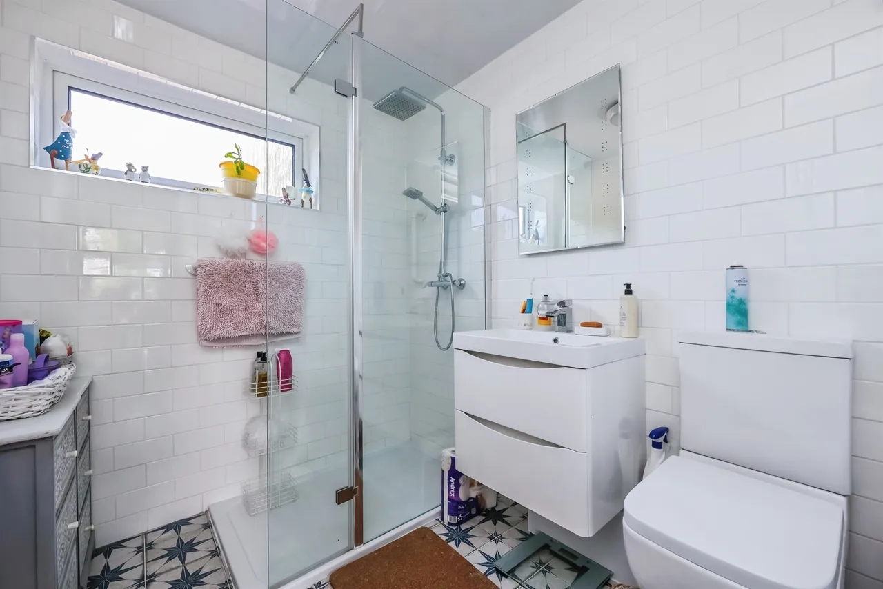 Cedar Park, Ilkeston, DE7, photo 10