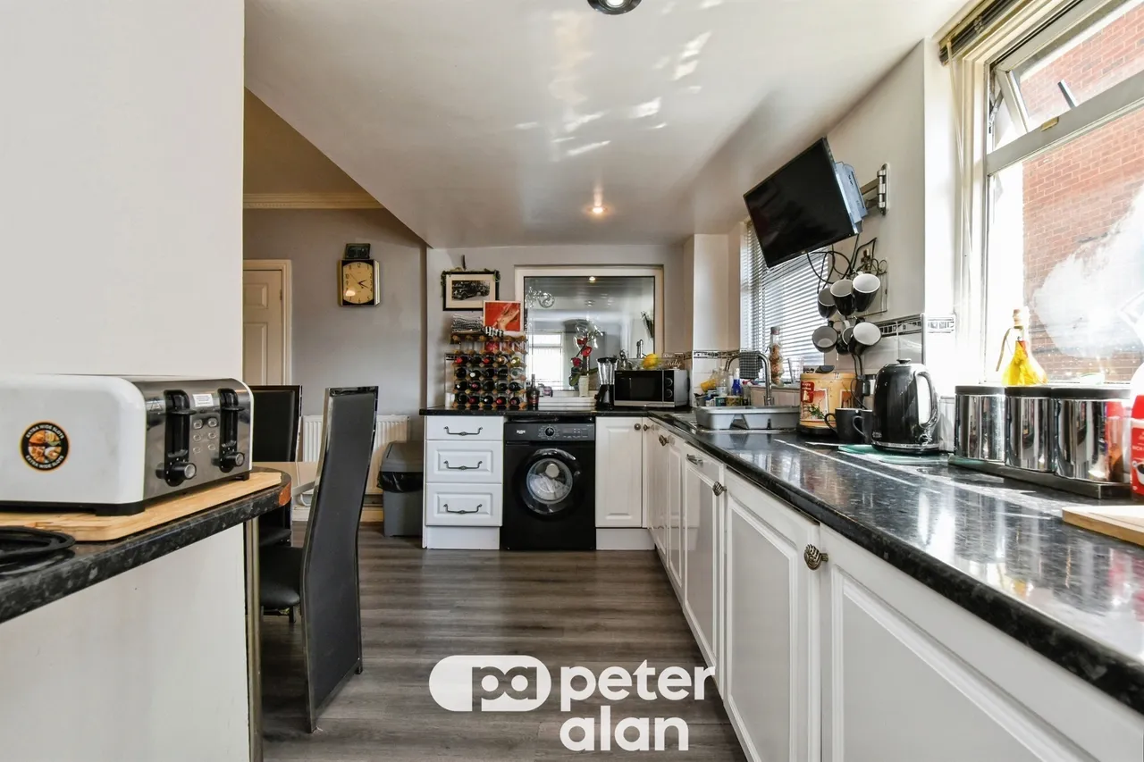 Church Street, Tredegar, NP22, photo 7