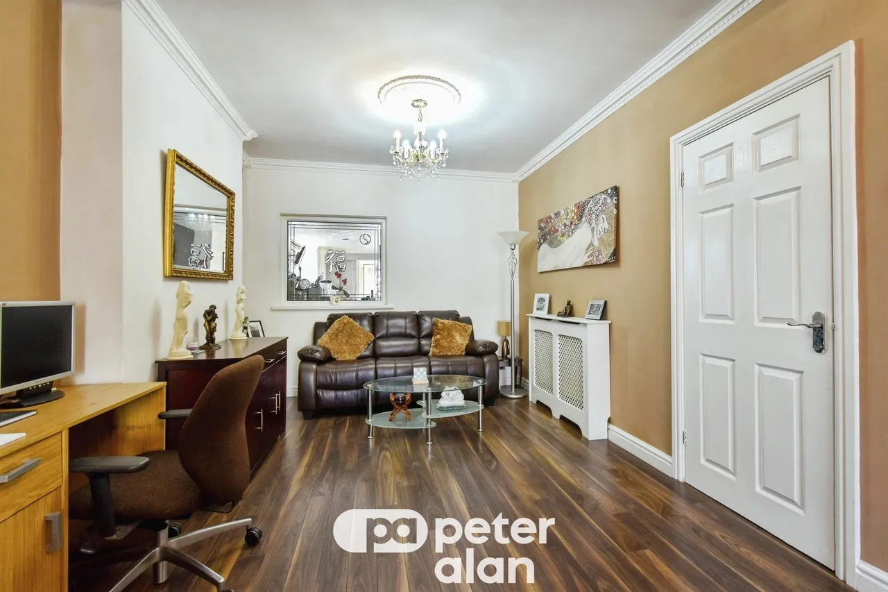 Church Street, Tredegar, NP22, photo 3