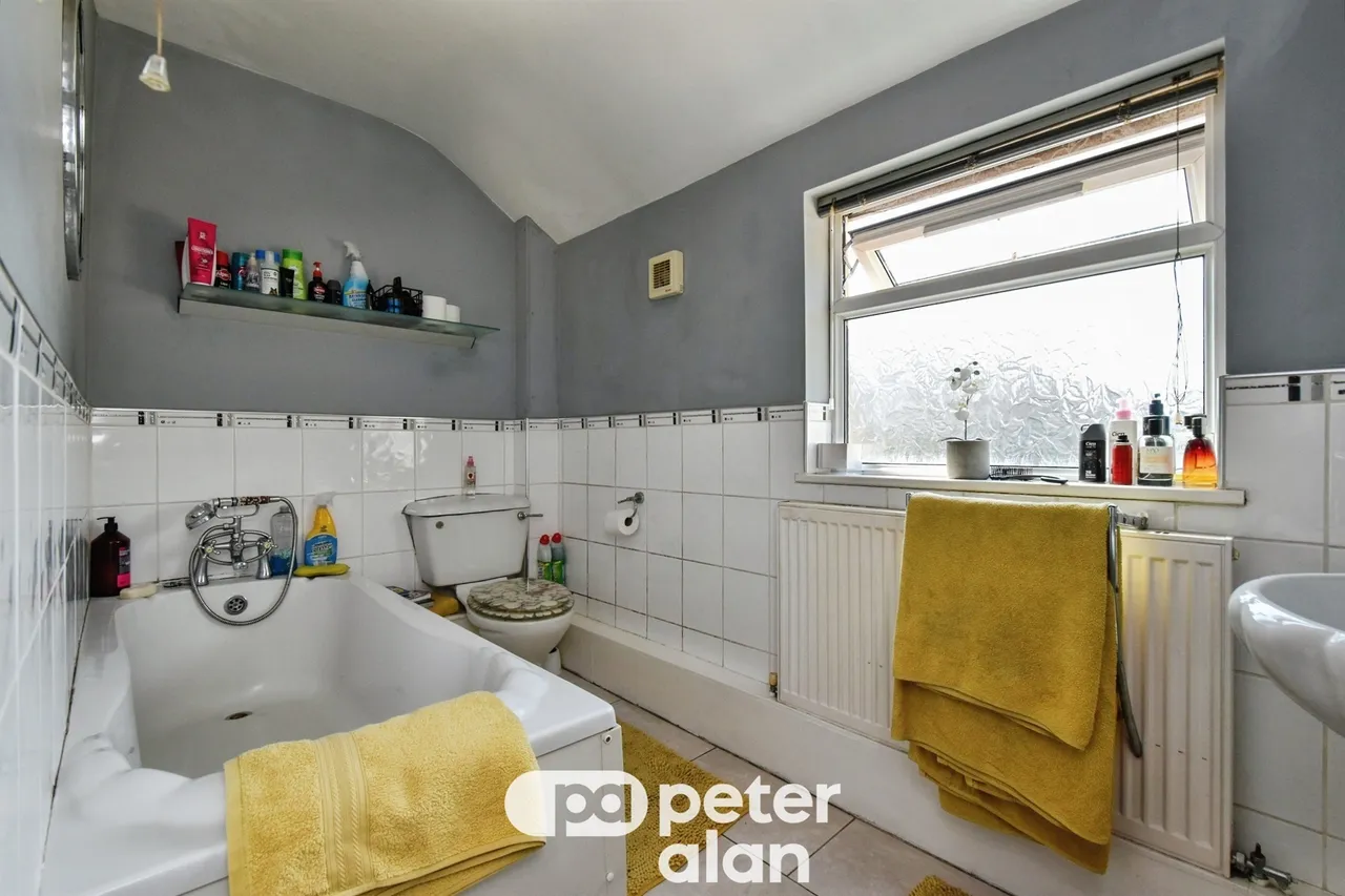 Church Street, Tredegar, NP22, photo 9