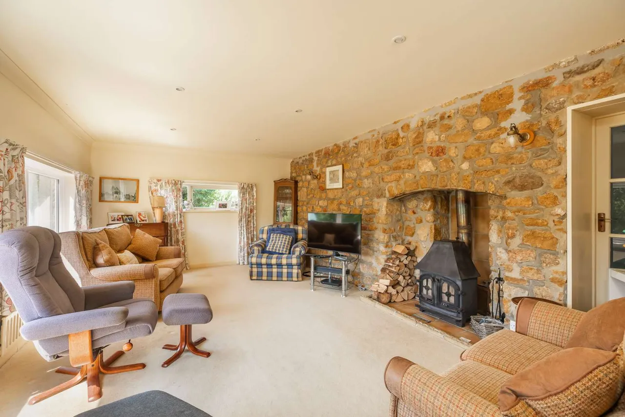 Chideock, Bridport, DT6, photo 2