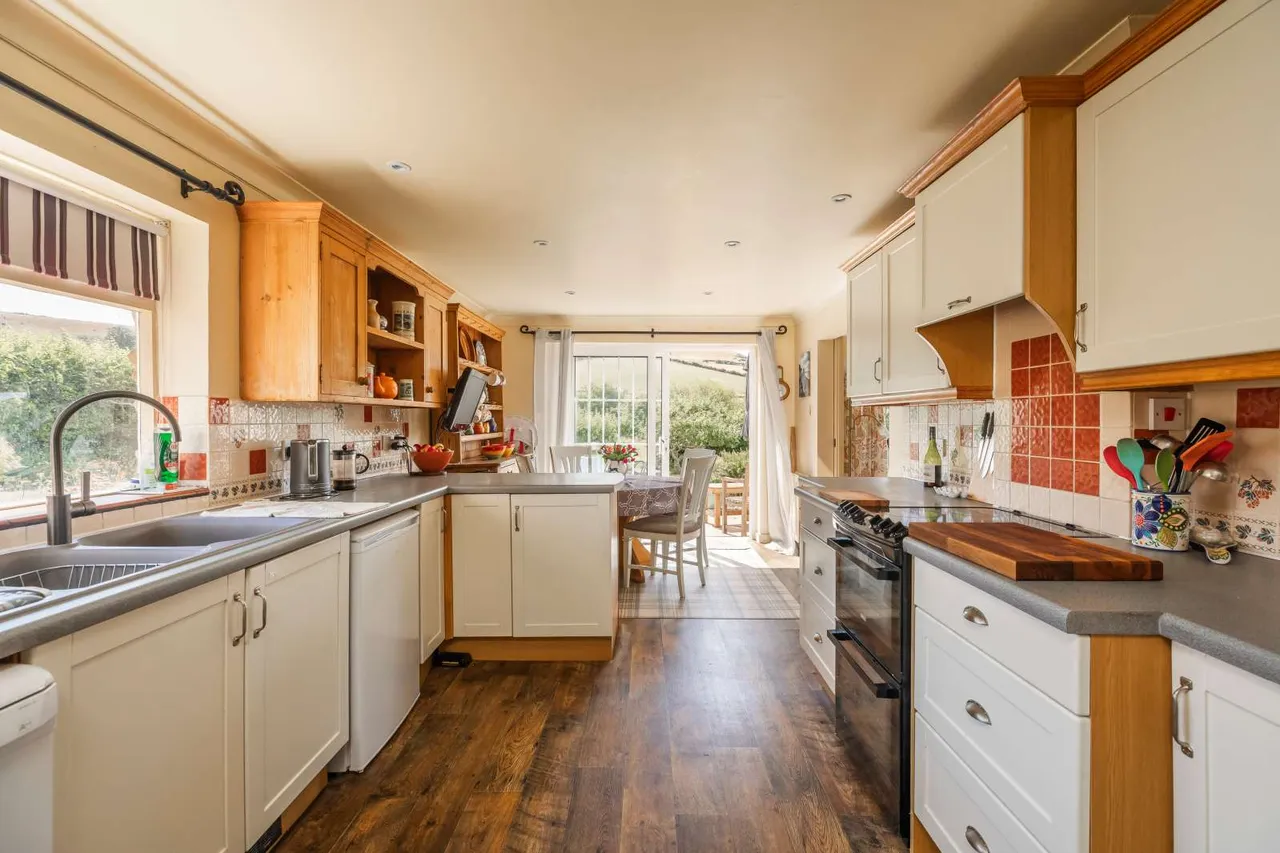 Chideock, Bridport, DT6, photo 10