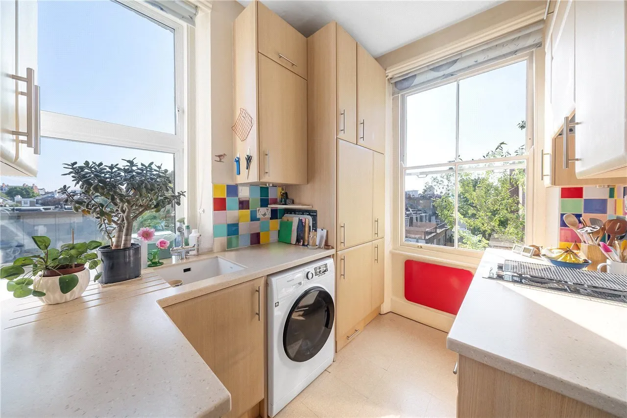 Cathcart Road, London, SW10, photo 3