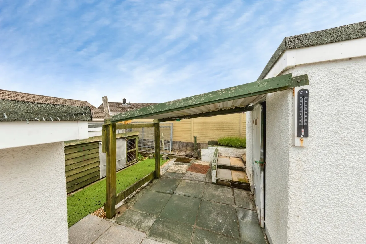 Heol Blaengwastod, Carmarthen, SA31, photo 33
