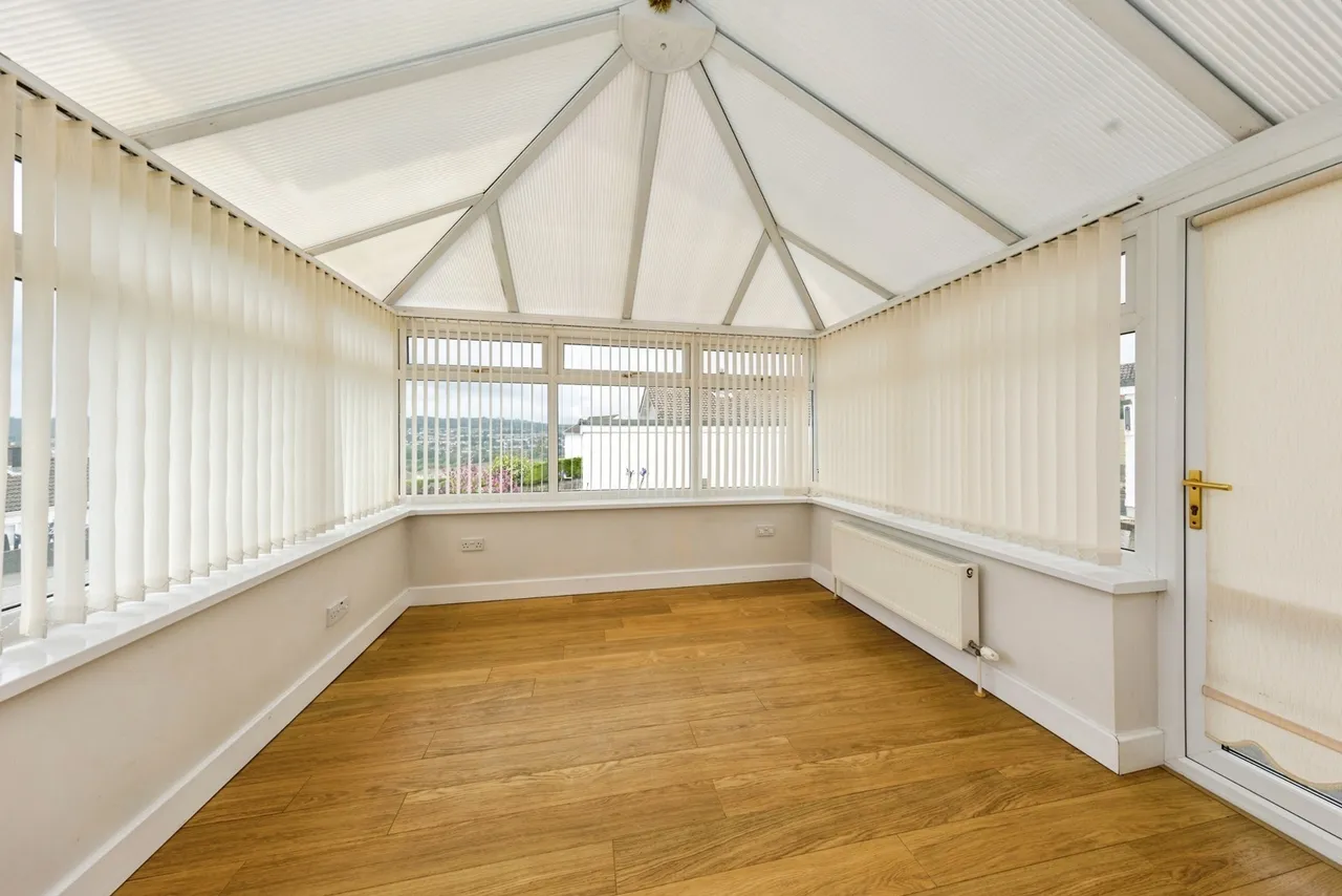 Heol Blaengwastod, Carmarthen, SA31, photo 10