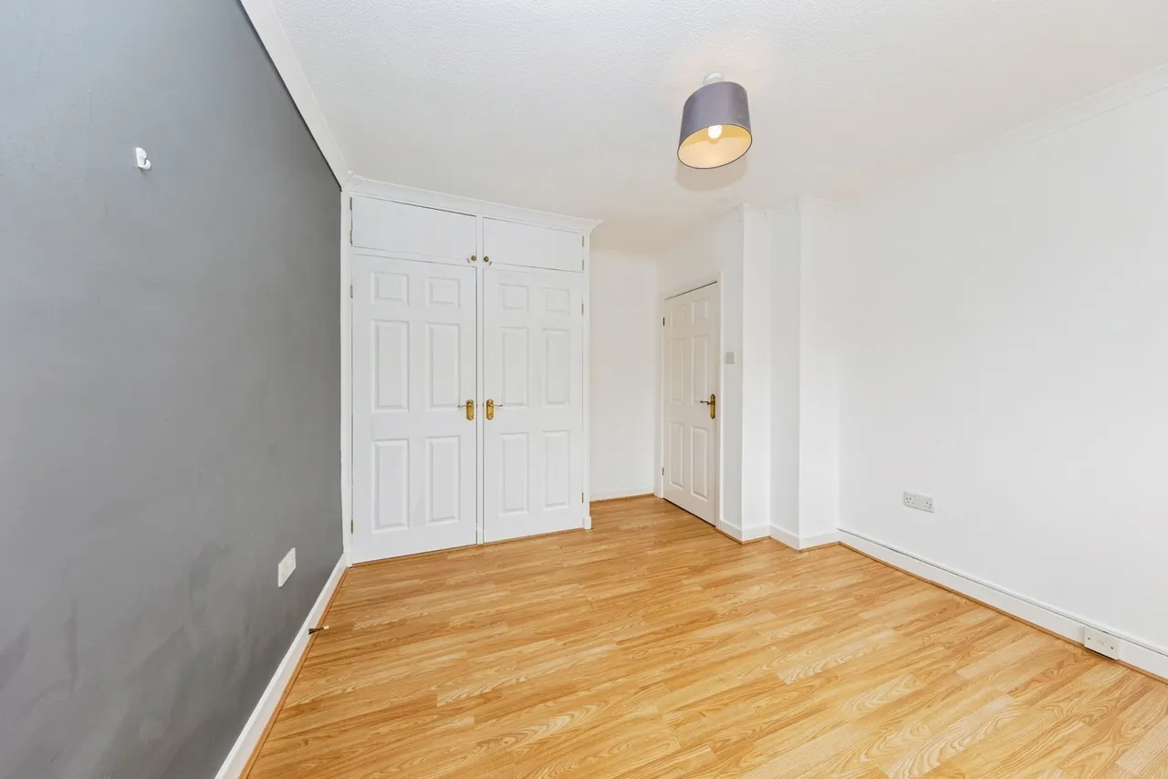 Heol Blaengwastod, Carmarthen, SA31, photo 21
