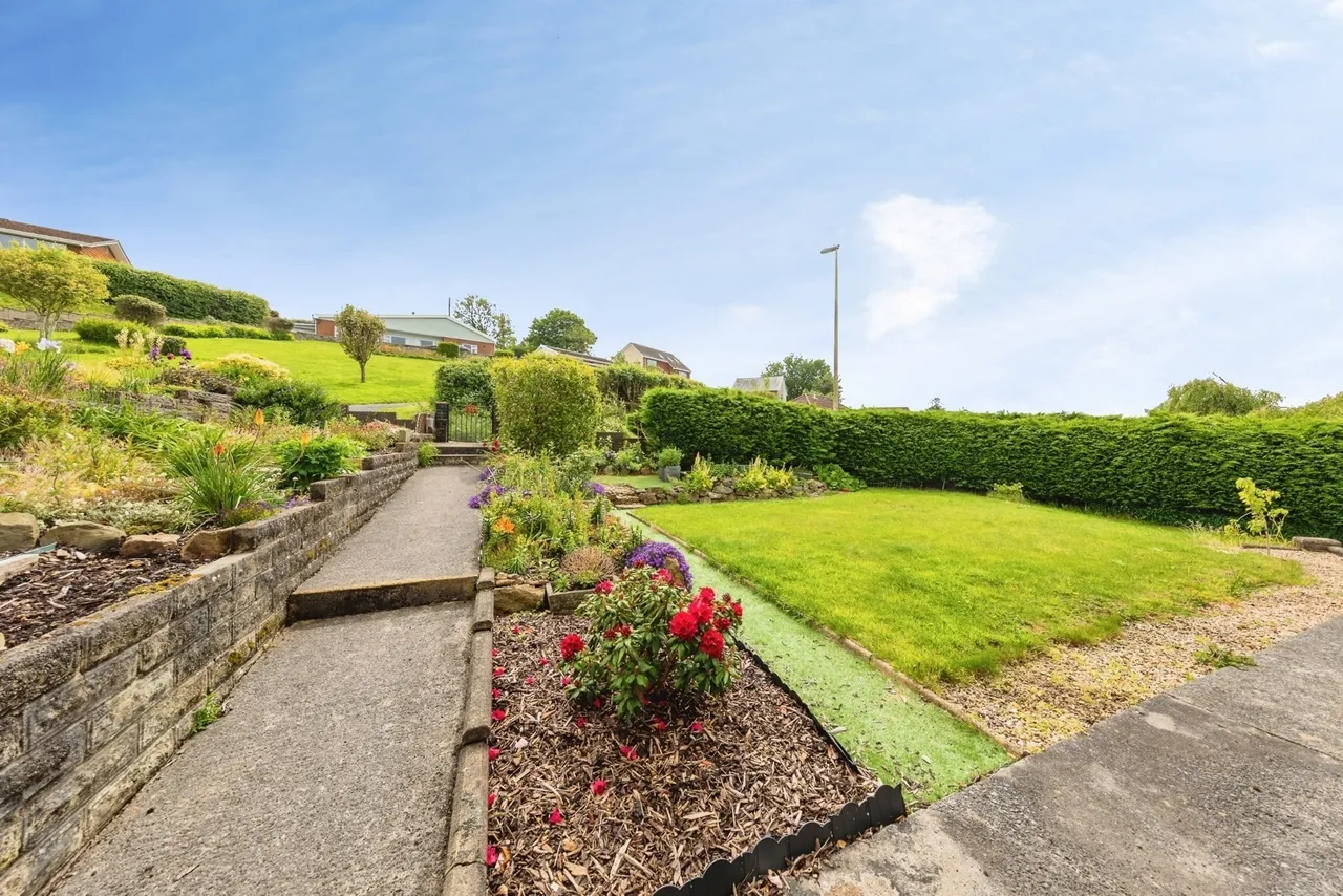 Heol Blaengwastod, Carmarthen, SA31, photo 30