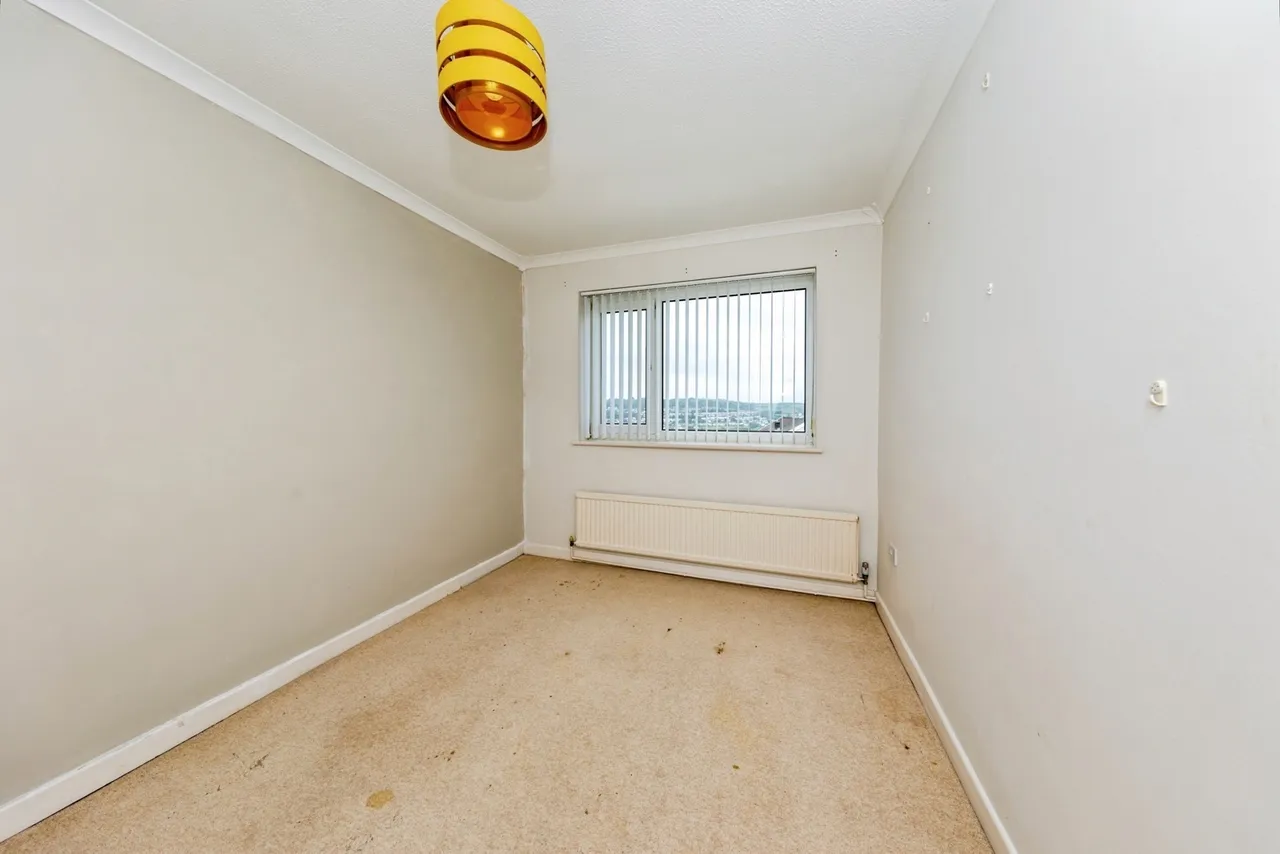 Heol Blaengwastod, Carmarthen, SA31, photo 24