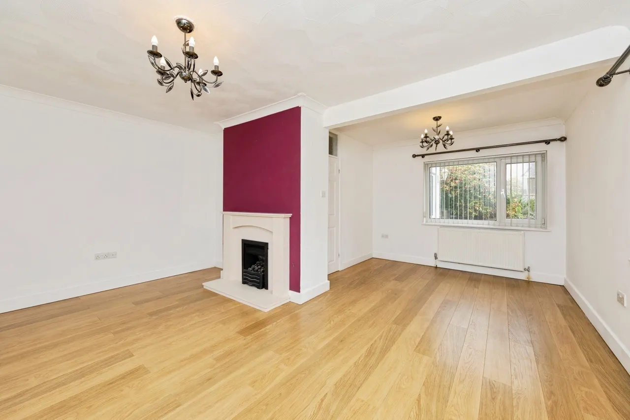Heol Blaengwastod, Carmarthen, SA31, photo 6