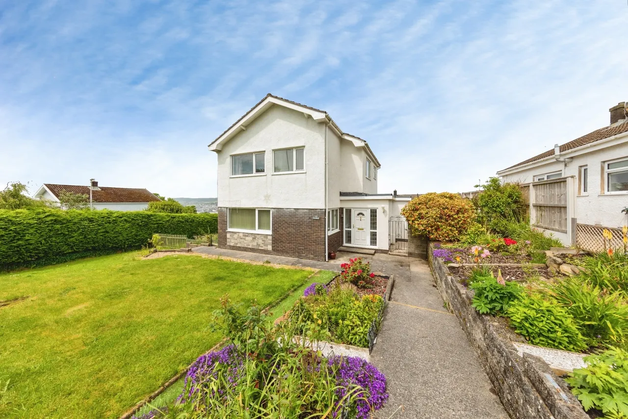 4 bed house for sale, Heol Blaengwastod, Carmarthen, SA31
