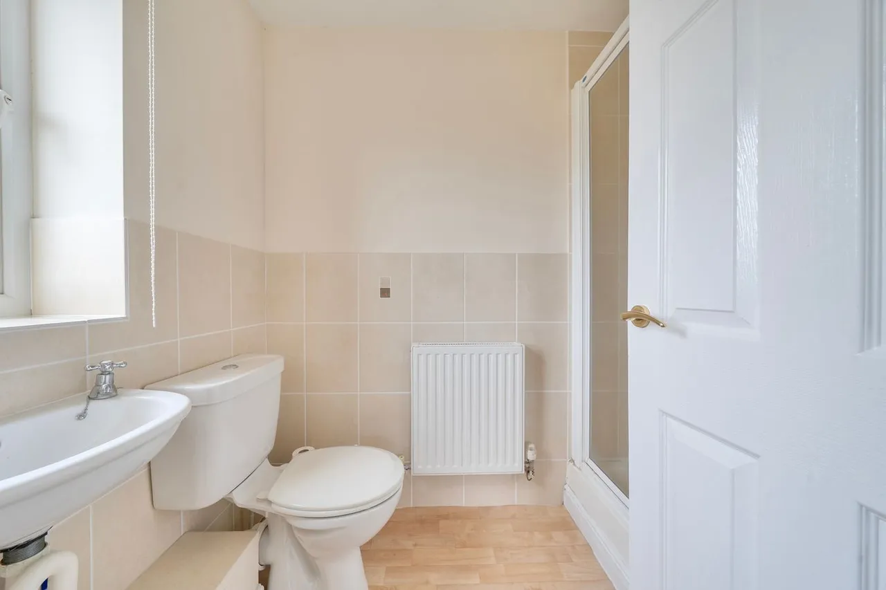 Parkfield, Axbridge, BS26, photo 12