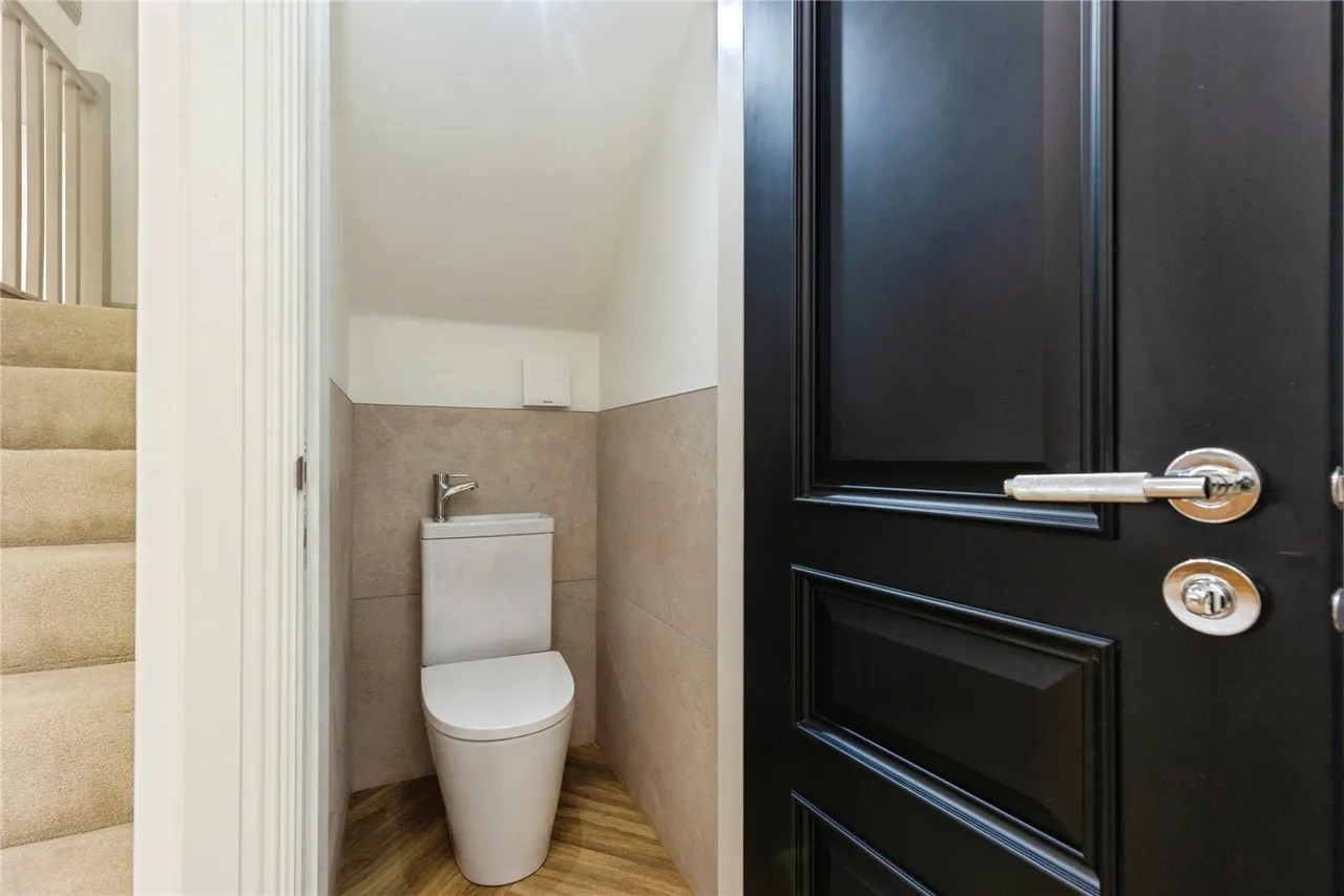 Madison Avenue, Cheadle Hulme, Cheadle, Greater Manchester, SK8, photo 46