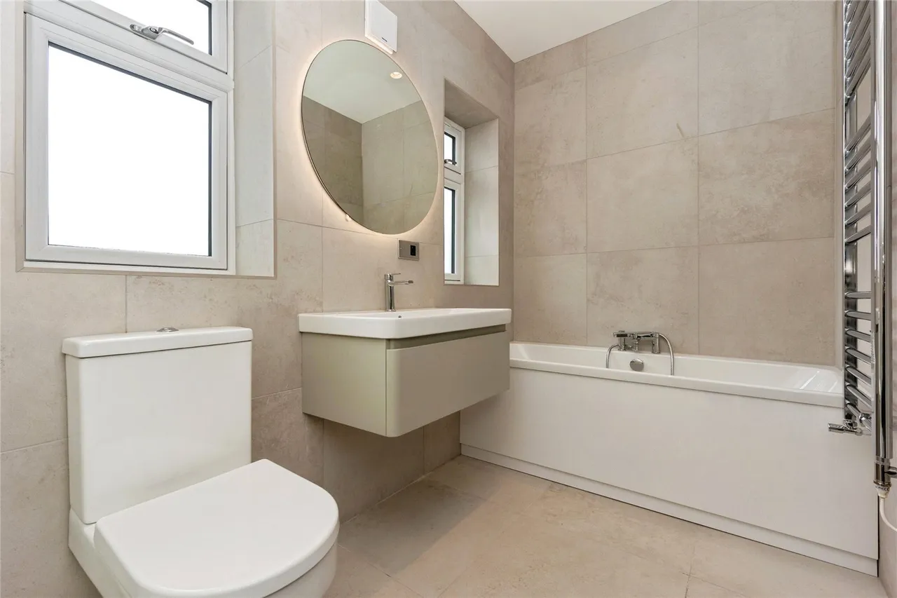 Madison Avenue, Cheadle Hulme, Cheadle, Greater Manchester, SK8, photo 33