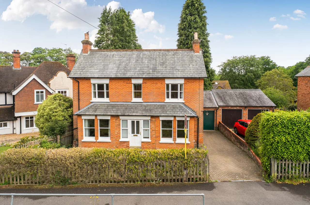 Victoria Road, Fleet, Hampshire, GU51 4DW, photo 20