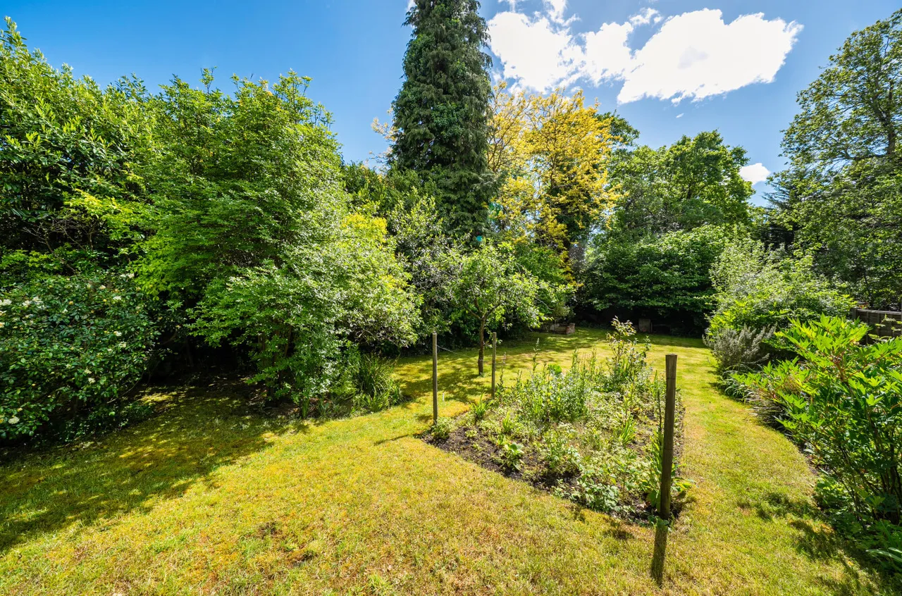 Victoria Road, Fleet, Hampshire, GU51 4DW, photo 18