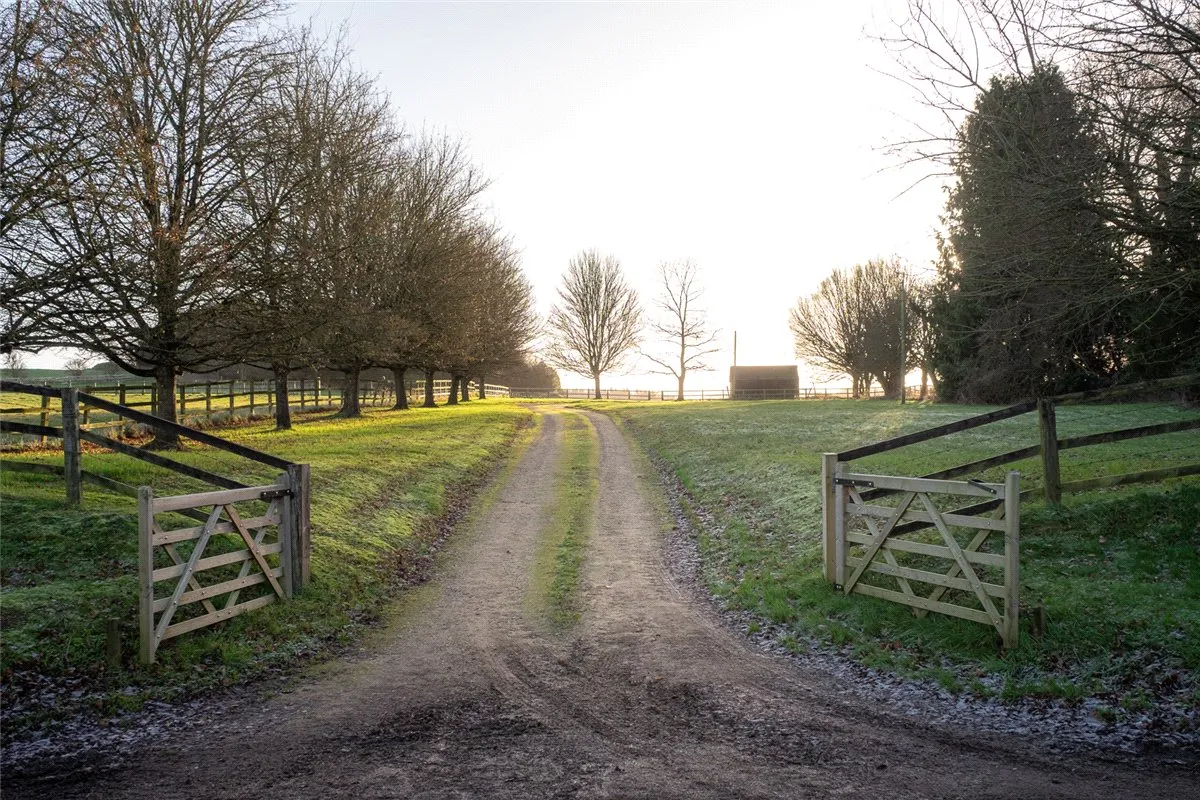 Little Bedwyn, Marlborough, SN8, photo 23