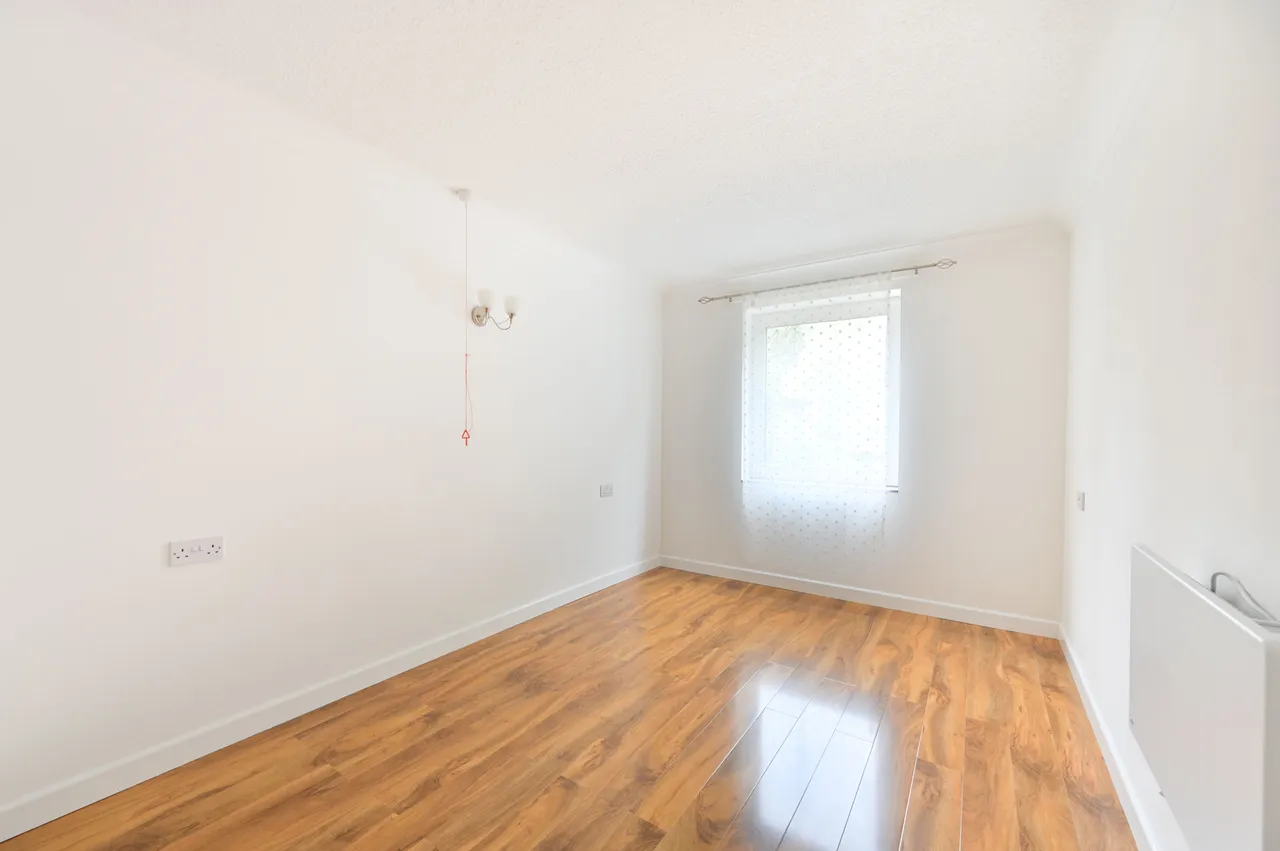 Flat 12, Homefirs House, Wembley Park Drive, photo 8