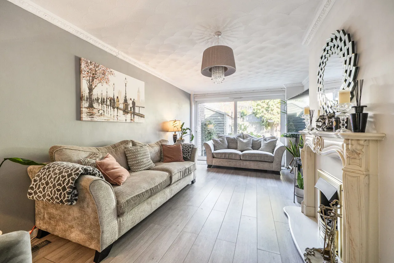 Oatlands Road, Shinfield, RG2, photo 2