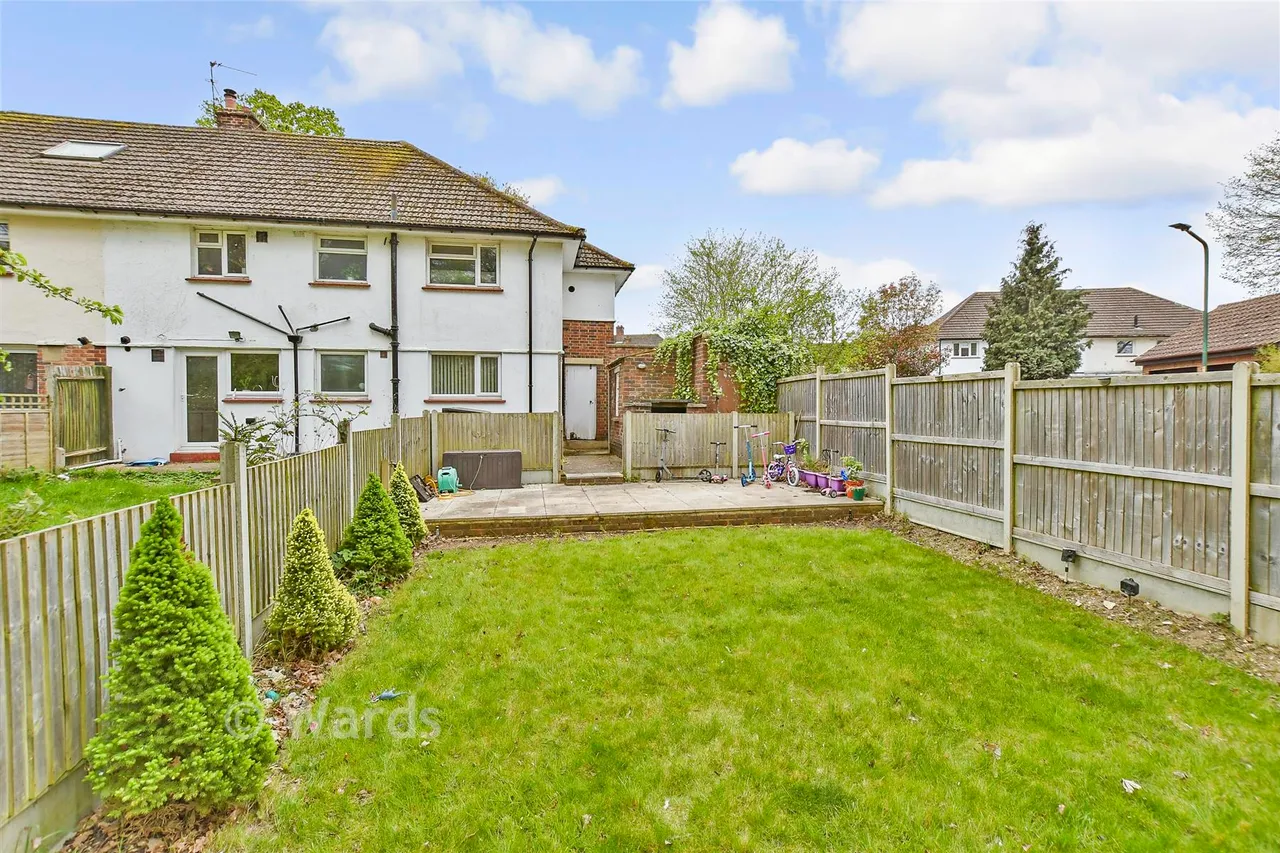 Duchess Of Kent Drive, Lords Wood, ME5, photo 8