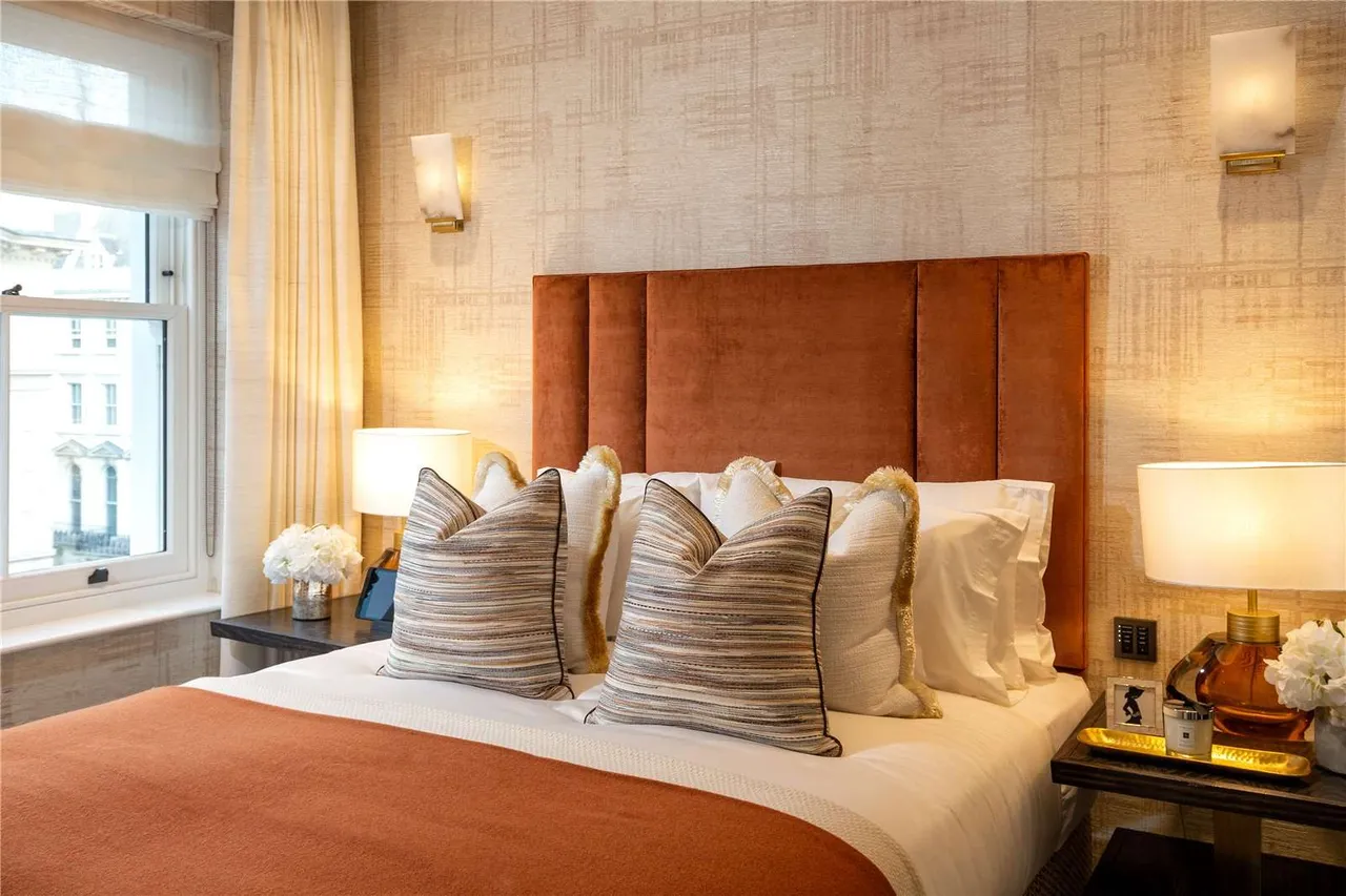 Prince of Wales Terrace, London, W8 5PQ, photo 12
