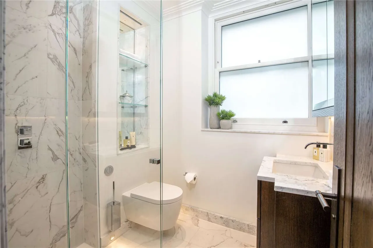 Prince of Wales Terrace, London, W8 5PQ, photo 10