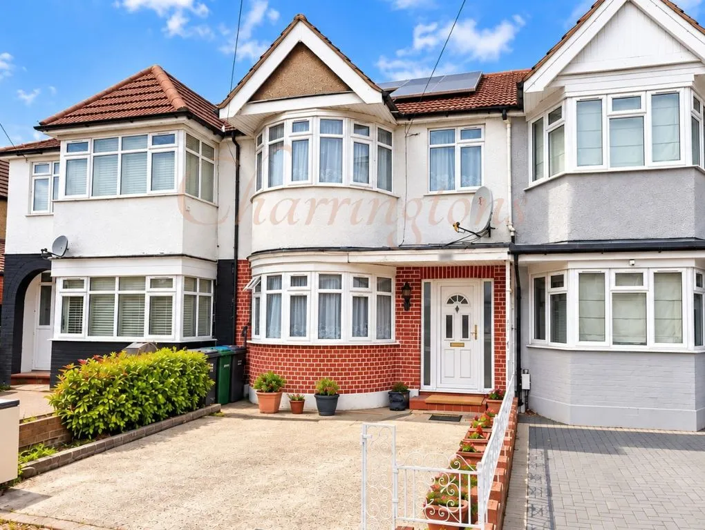 4 bed house to rent, Spacious Four Bedroom Family Home in