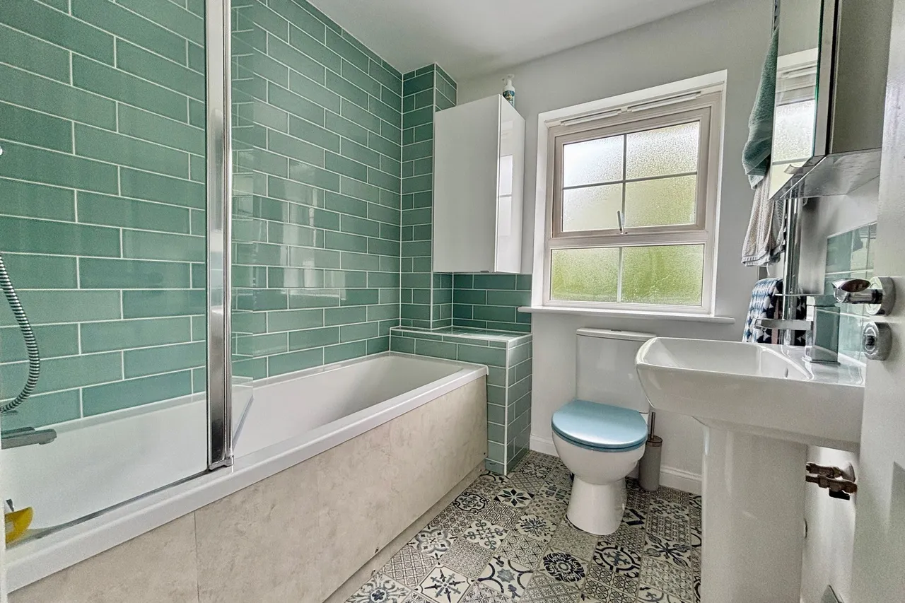 Bishops Way, Falmouth, TR11, photo 15