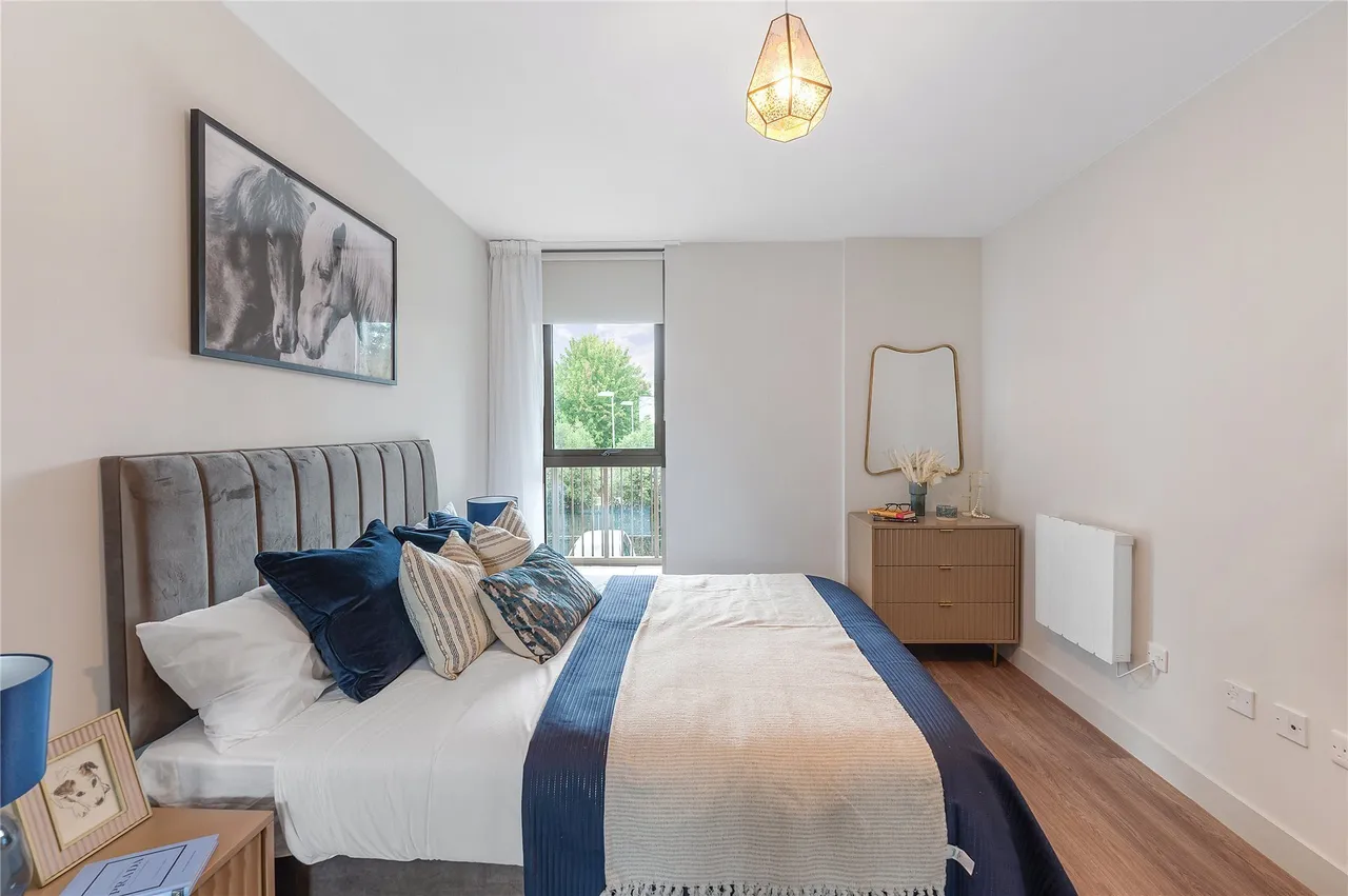 Randalls Way, Leatherhead, Surrey, KT22, photo 4