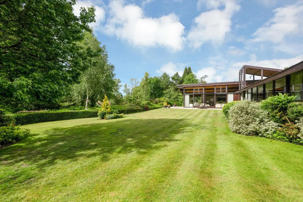 Squirrel Walk, Little Aston, B74, photo 24