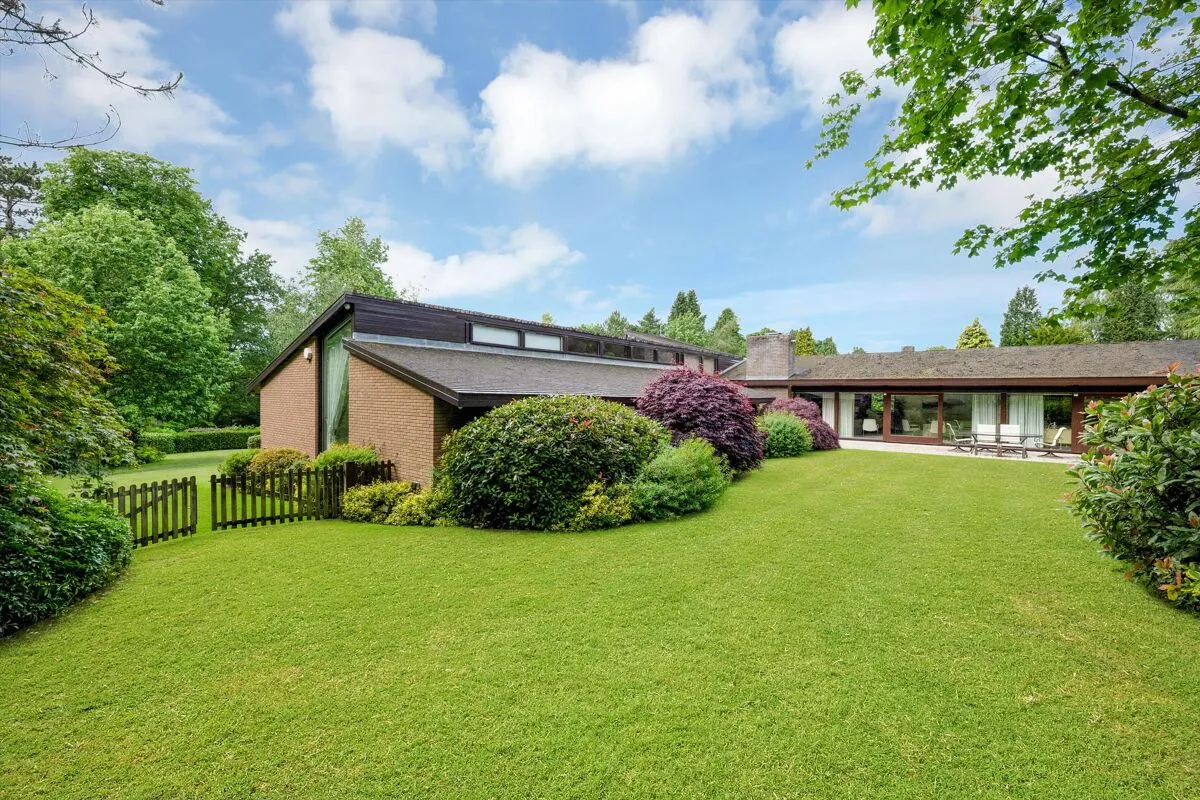 Squirrel Walk, Little Aston, B74, photo 26