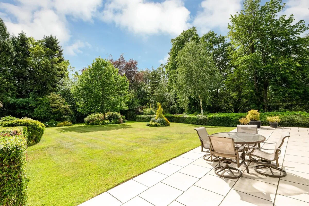 Squirrel Walk, Little Aston, B74, photo 25