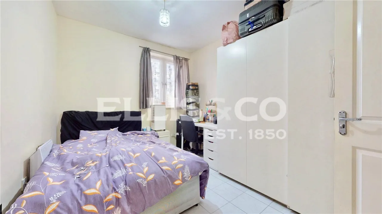 King George Crescent, Wembley, HA0, photo 5