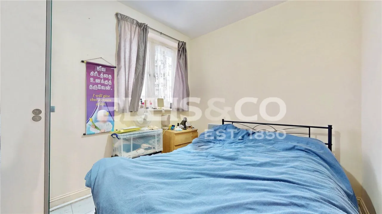 King George Crescent, Wembley, HA0, photo 4