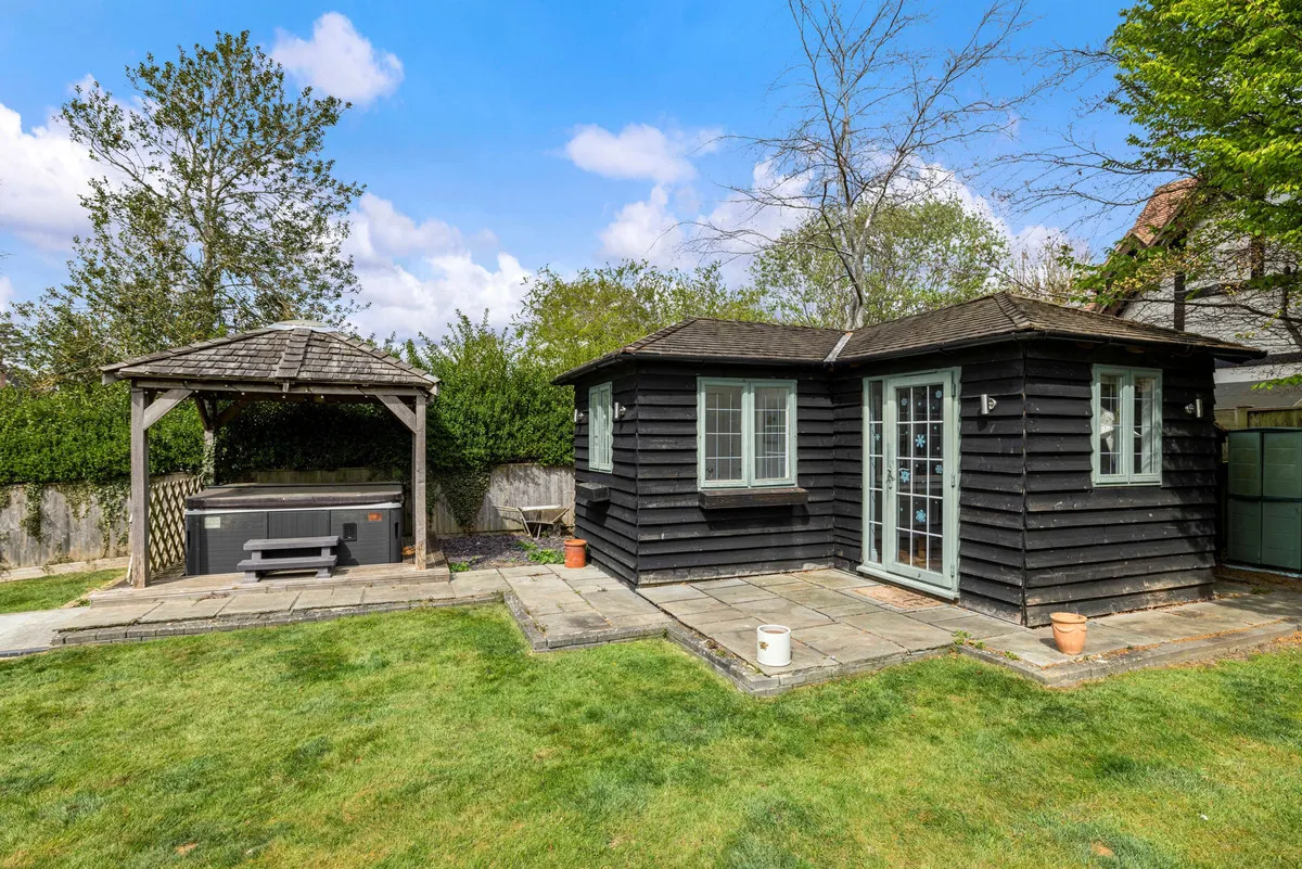 The Park, Leatherhead, KT23, photo 20