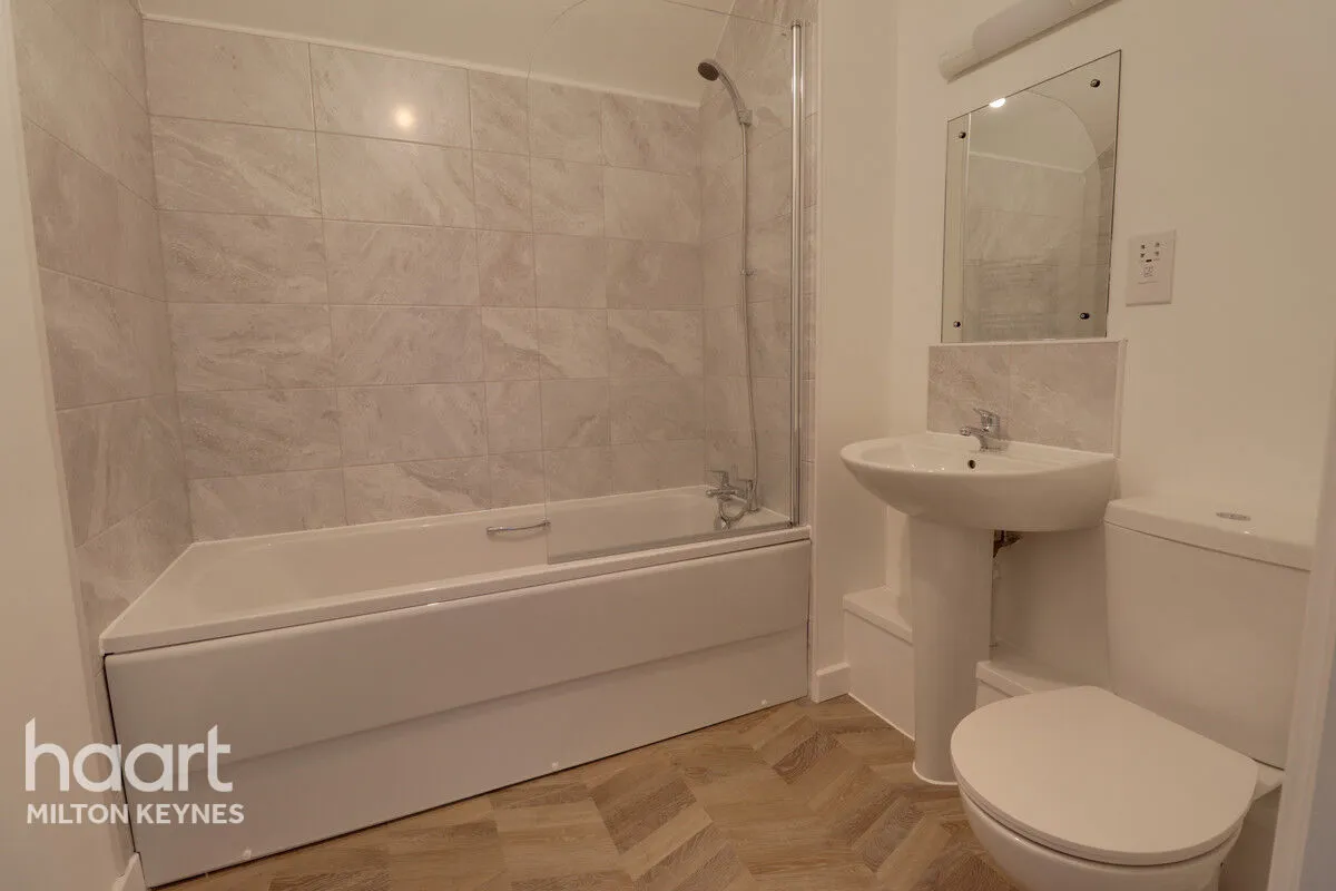 Willowvale Way, Steeple Claydon, MK18, photo 5