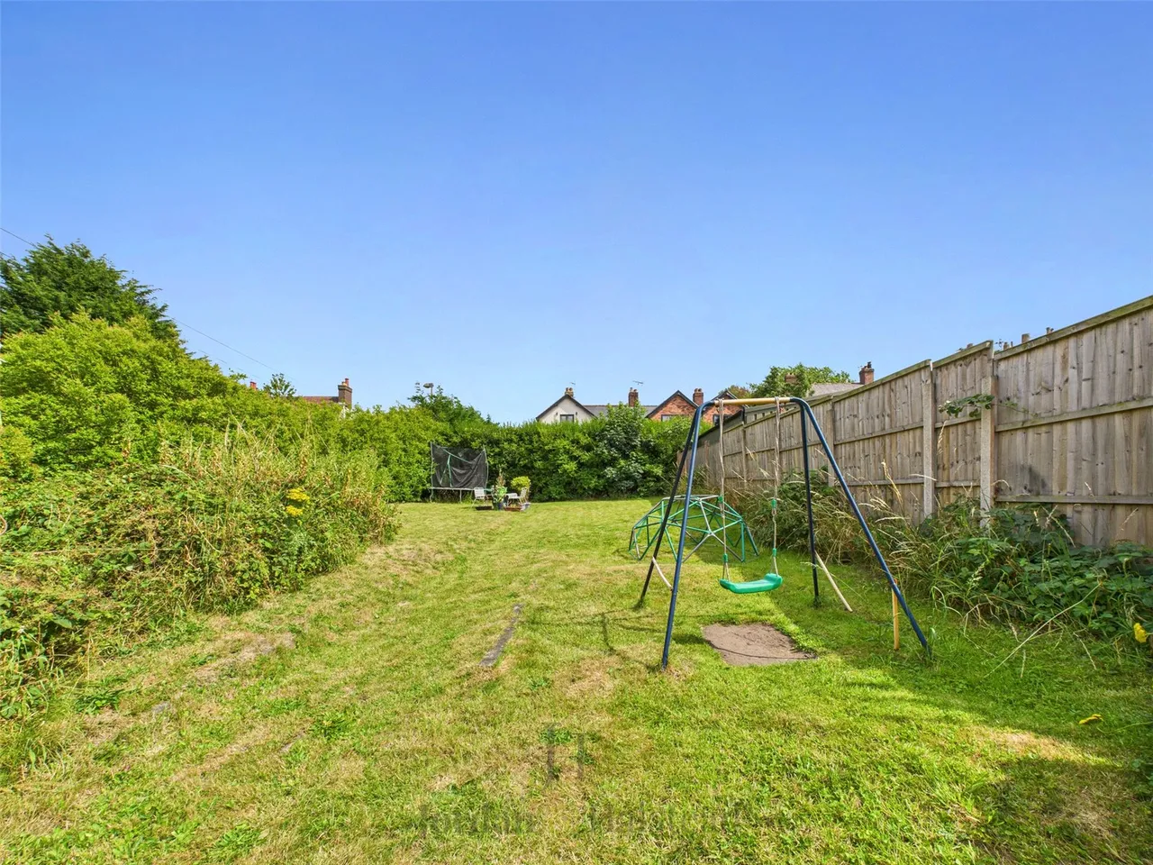 Queensway, Frodsham, Cheshire, WA6 6RR, photo 3
