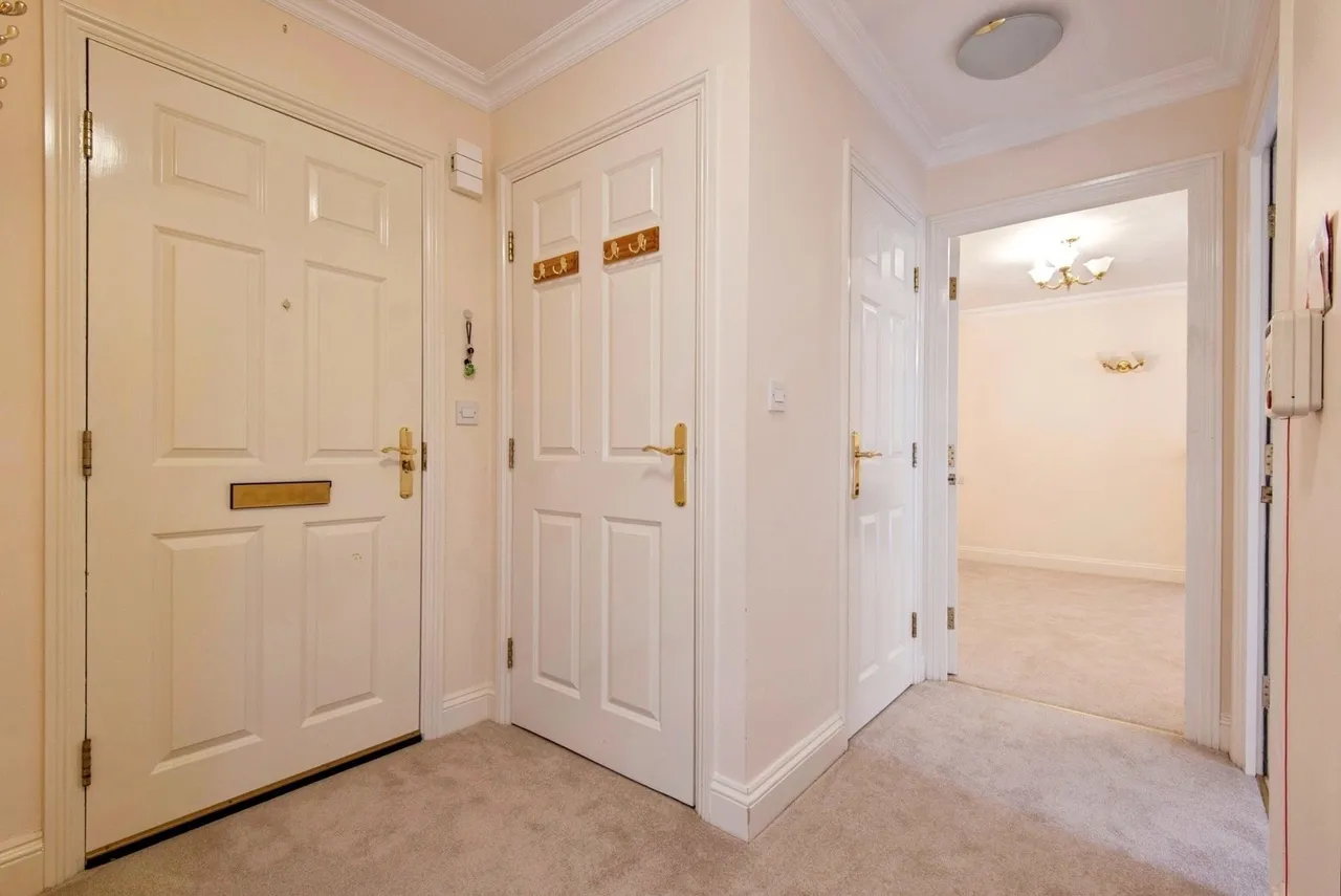 Queen Street, Hitchin, Hertfordshire, SG4, photo 5