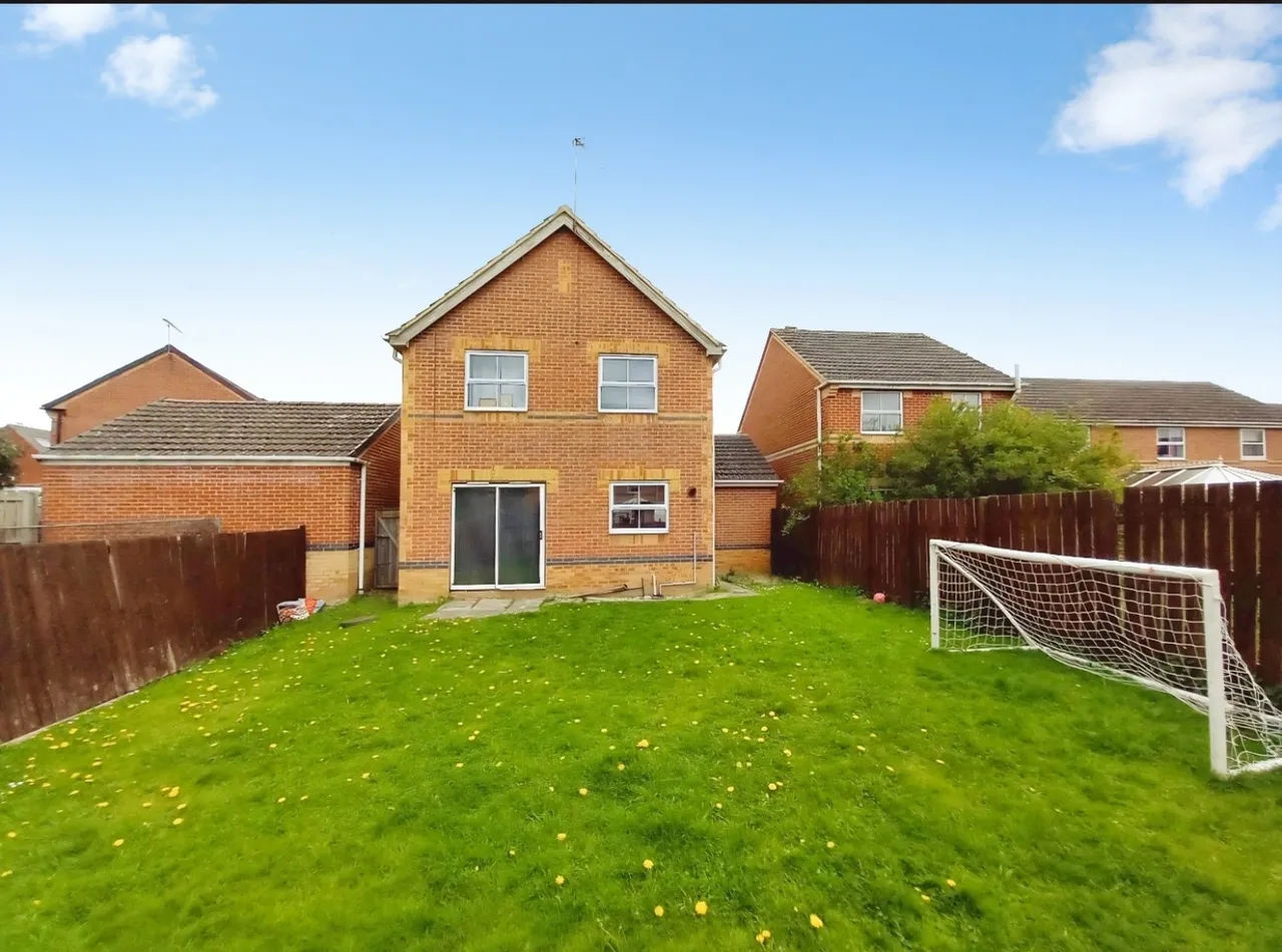 Mayfield Walk, St. Helen Auckland, DL14, photo 13