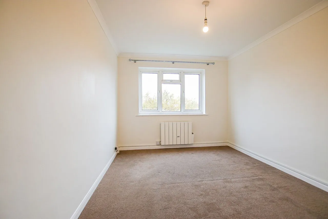 Maldon Road, Wallington, photo 7