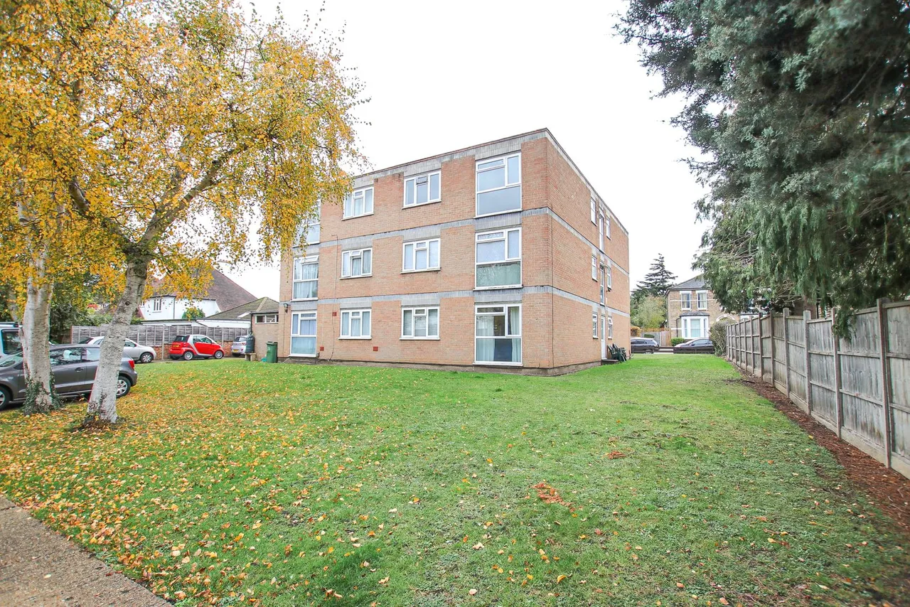 Maldon Road, Wallington, photo 11