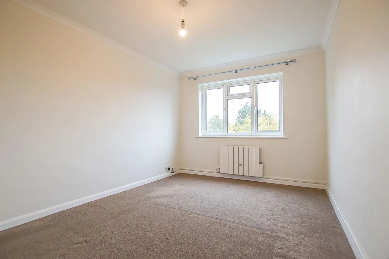 Maldon Road, Wallington, photo 8
