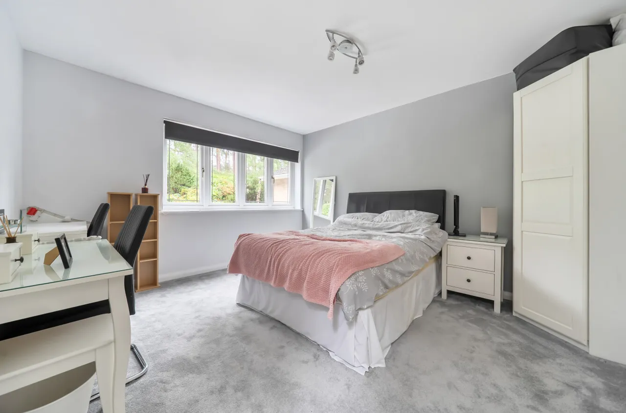 Carlton Close, Camberley, Surrey, GU15 1DS, photo 7