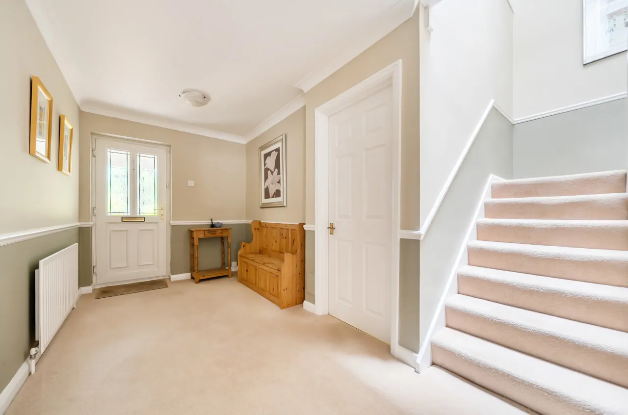 Carlton Close, Camberley, Surrey, GU15 1DS, photo 18