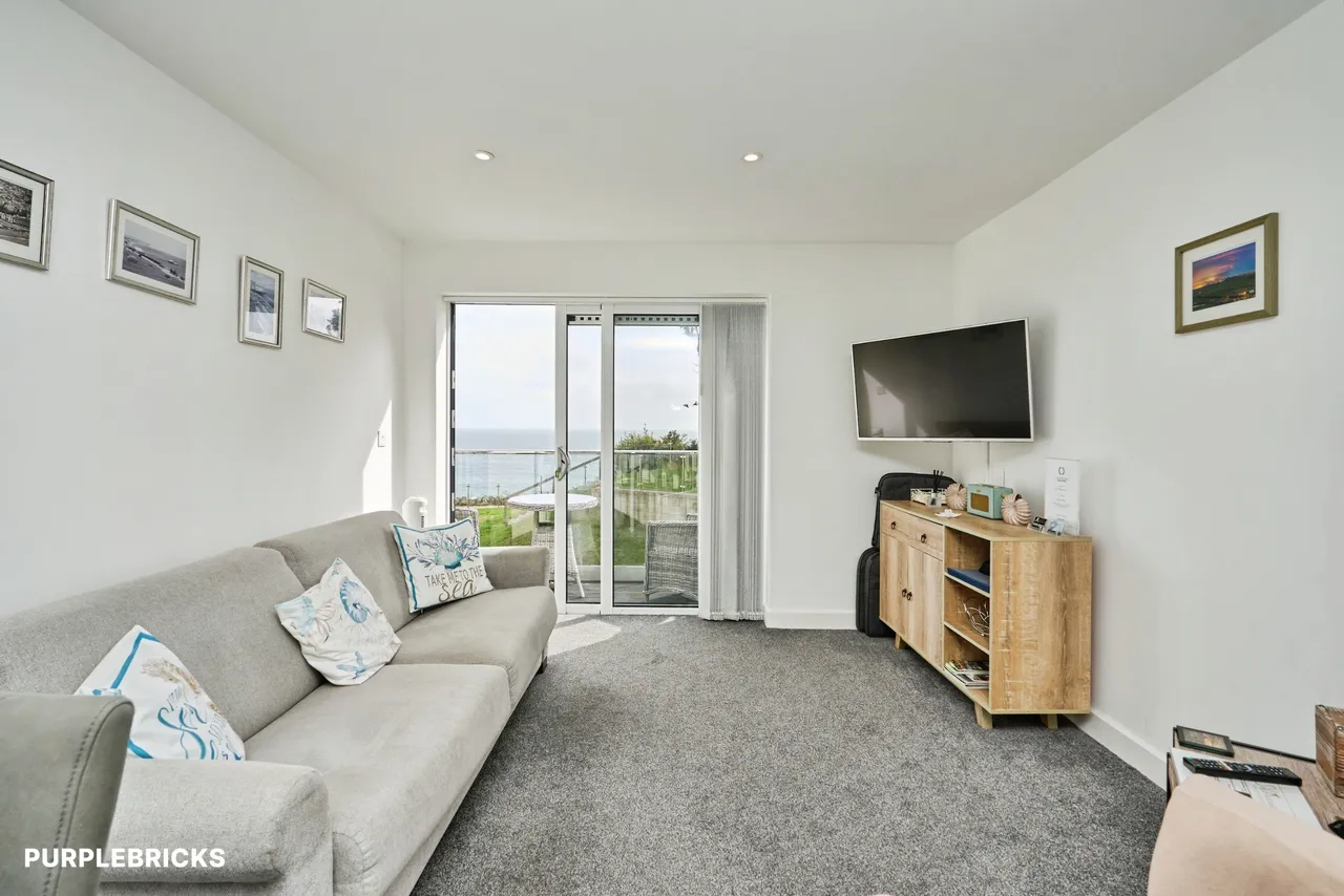 Grange Road, Sandown, PO36, photo 3