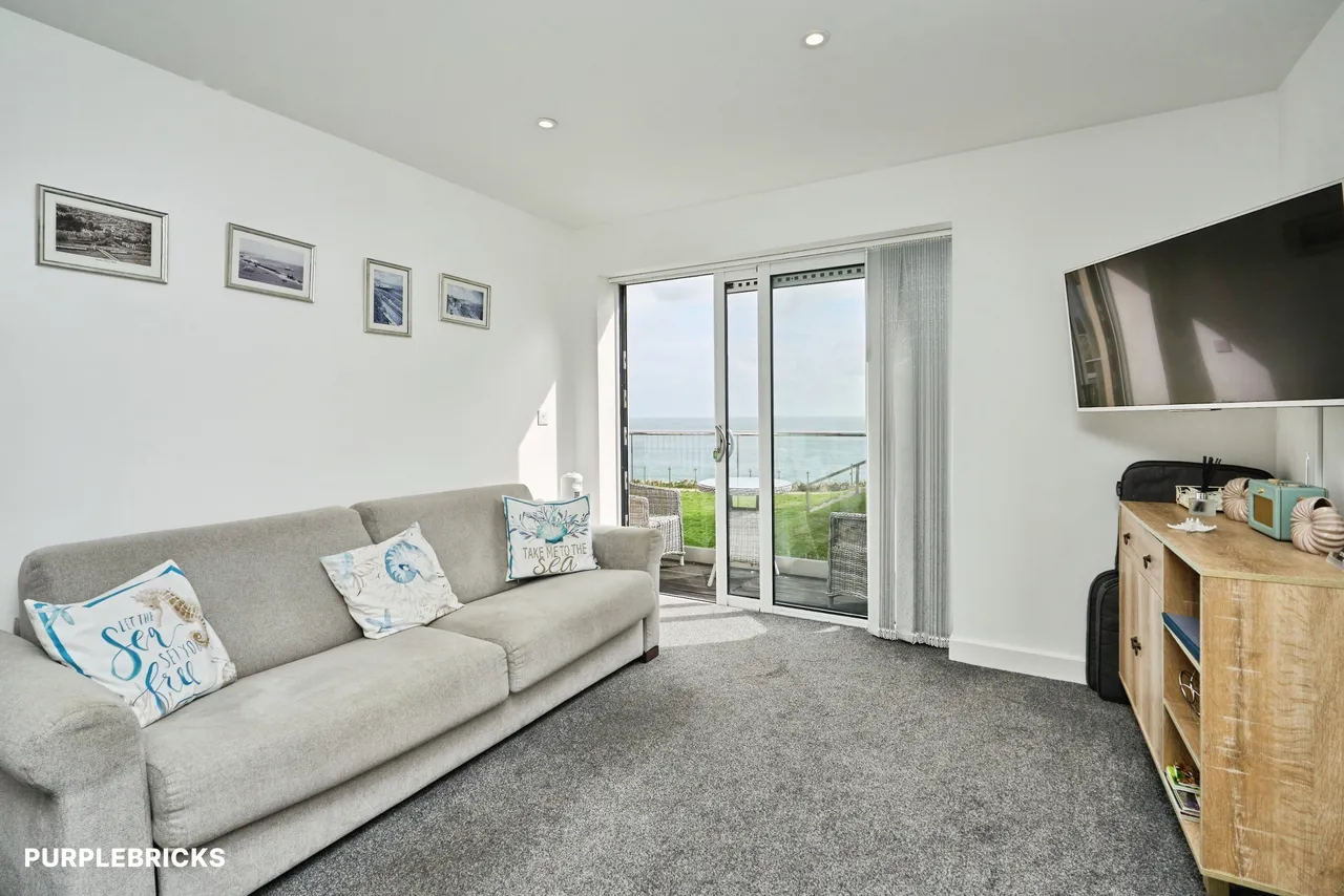 Grange Road, Sandown, PO36, photo 2