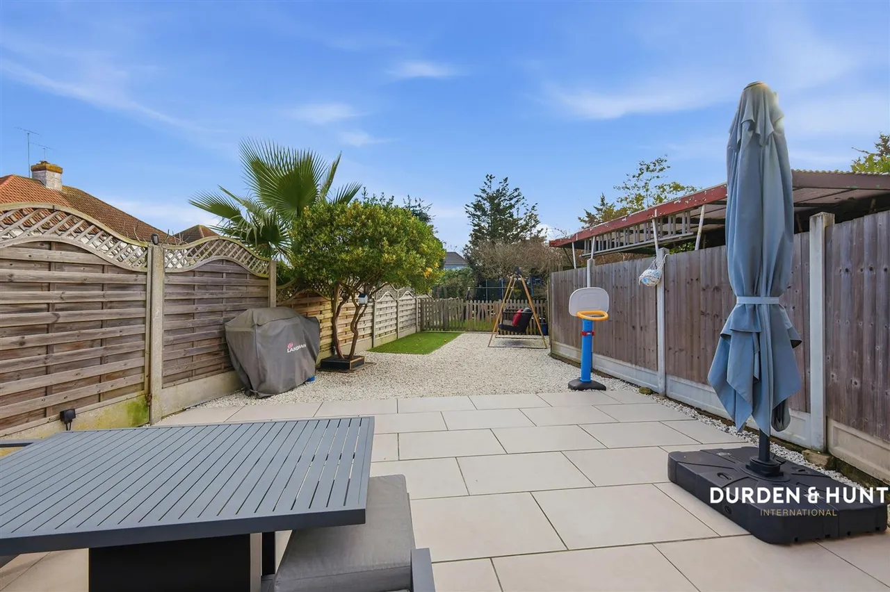 Lympstone Close, Eastwood, SS0, photo 4